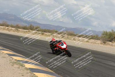 media/May-05-2025-Moto Forza (Mon) [[3c1838c5e5]]/3-C Group/Session 2 (Turn 7 Inside)/